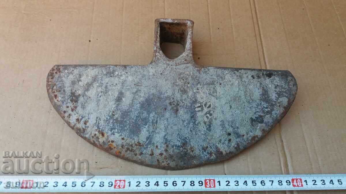 Delivery of OLD SOLID HOE, SHOVEL