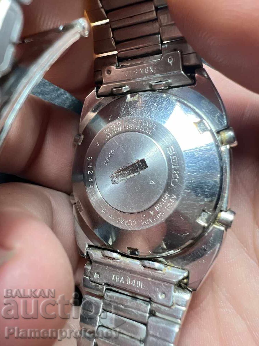 Доставка на РЯДЪК ДИГИТАЛЕН МЪЖКИ ЧАСОВНИК SEIKO ALARM CHRONOGRAF