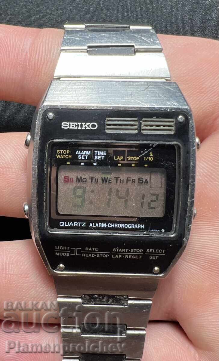 РЯДЪК ДИГИТАЛЕН МЪЖКИ ЧАСОВНИК SEIKO ALARM CHRONOGRAF