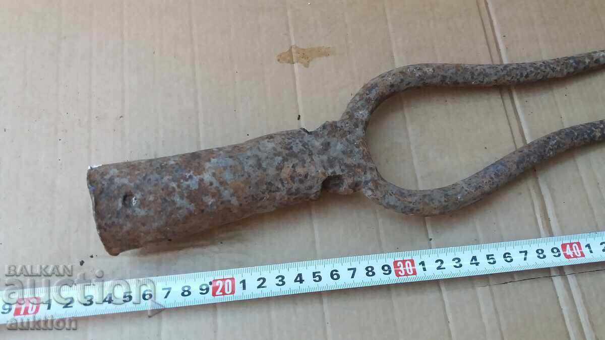 OLD CUTTING TOOL, PITCHFORK, TOOL - 5
