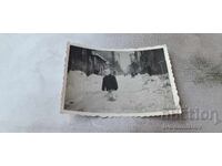 Fotografie Sofia Băiețel pe stradă iarna