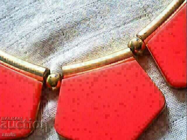 Auction  old gilded necklace ses natural kamak and