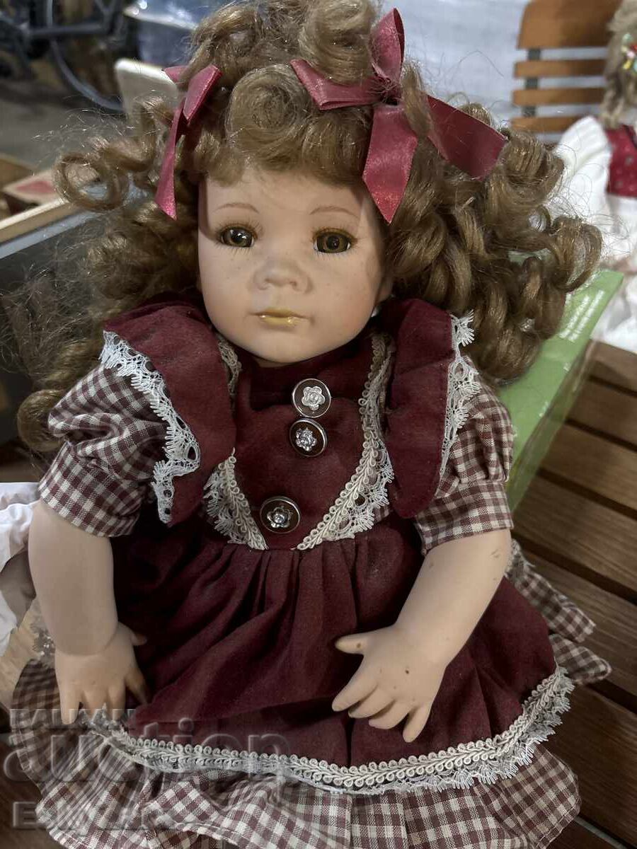 Auction Retro porcelain doll Auction Retro porcelain doll