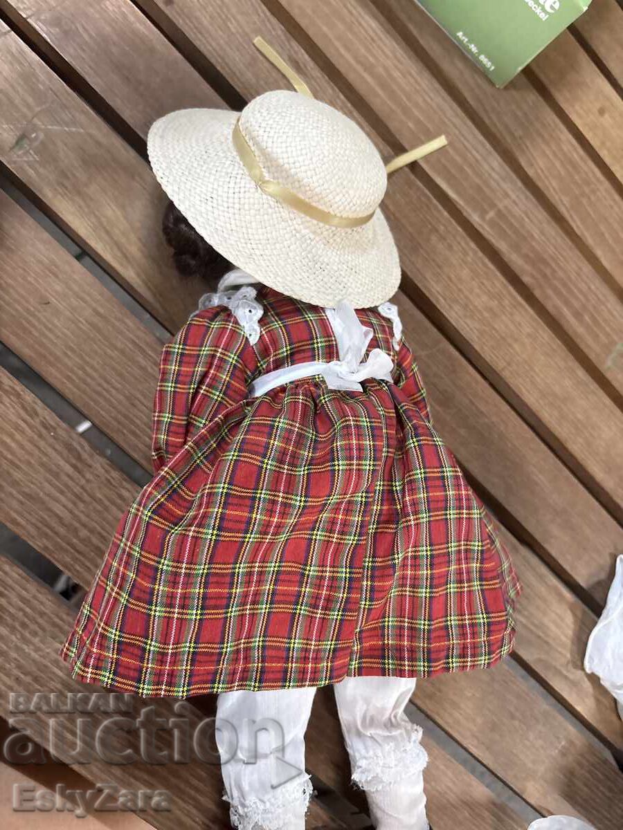 Delivery of Retro porcelain doll