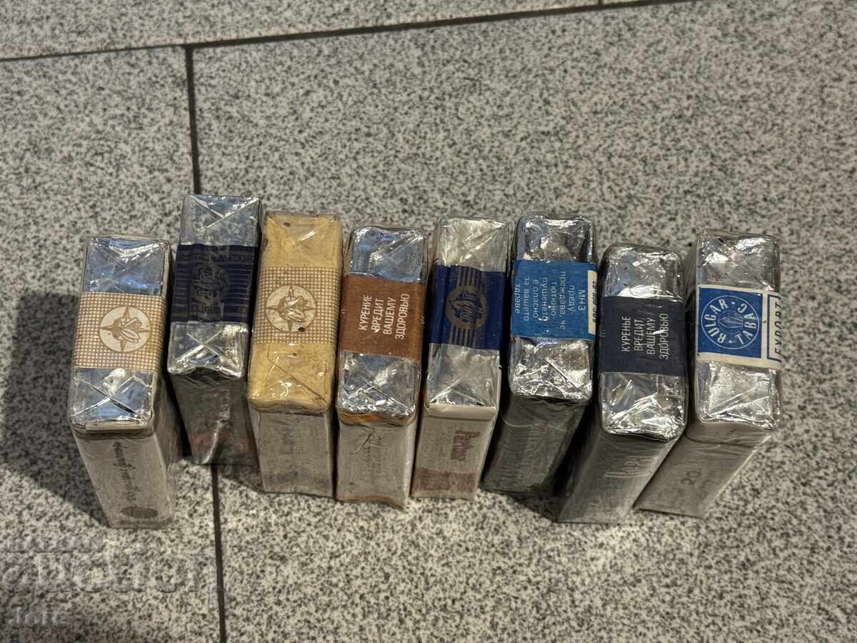 8 collectible cigarette packs with price € 99.00 | 193.63 BGN