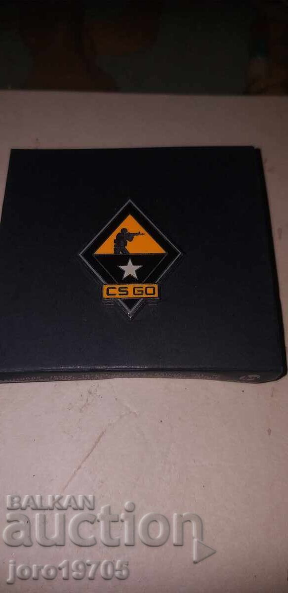 Counter-Strike game badge row
