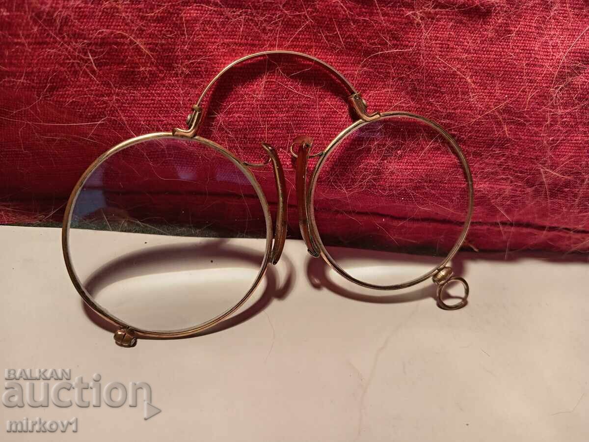 Auction  Antique pince-nez