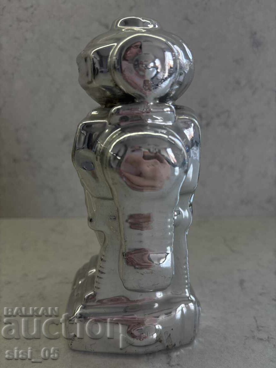 Porcelain robot piggy bank with price € 10.00 | 19.56 BGN