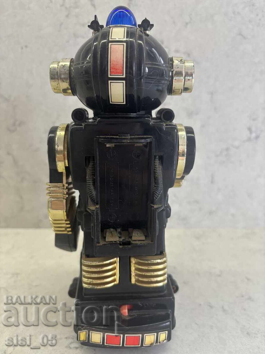 Licitație Jucărie robot din plastic pentru copii