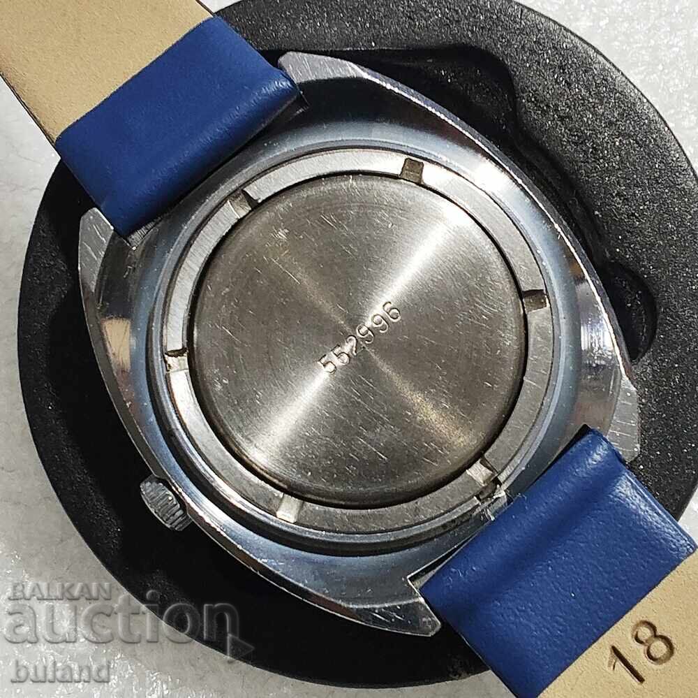 Delivery of Soviet Watch Vostok Commander's Order of the USSR Ministry of Defense Wostok Delivery of Soviet Watch Vostok Commander's Order of the USSR Ministry of Defense Wostok