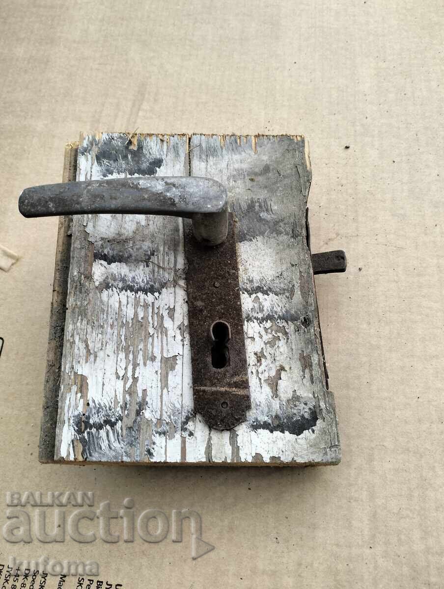 Delivery of Old lock with handles