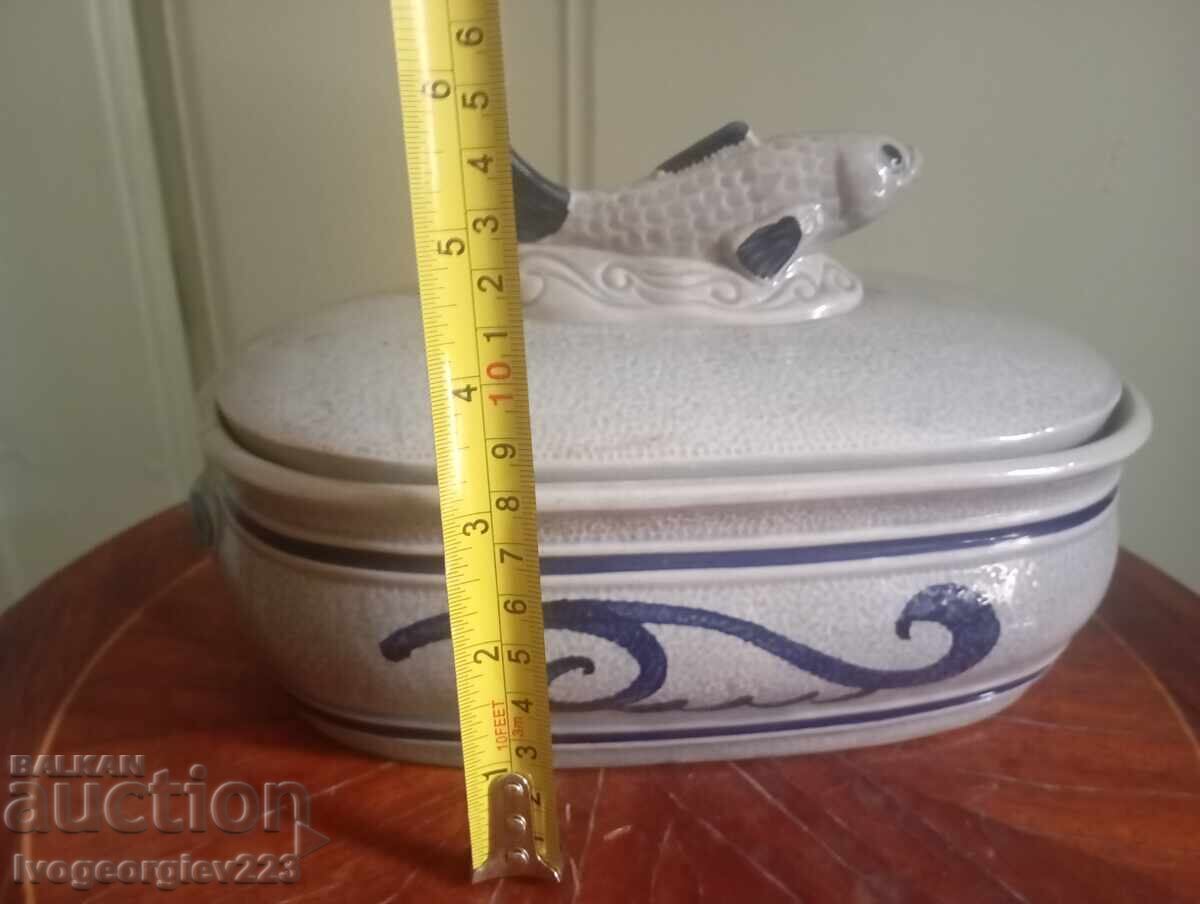Vas ceramic retro pentru pește (terină) cu preț € 18.00 | 35.21 BGN