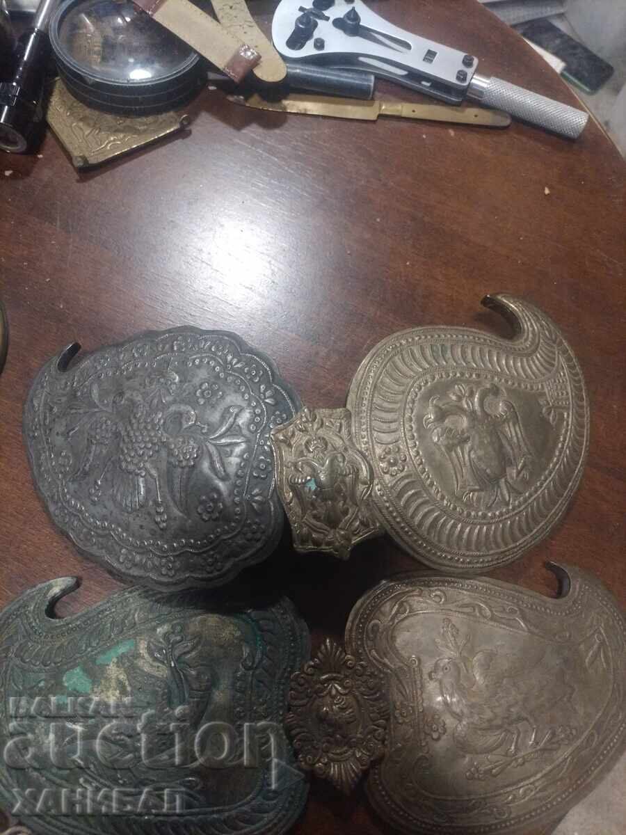 ВЪЗРОЖДЕНСКИ НАКИТ, ПАФТИ, ГРИВНА с цена 300.00 €
