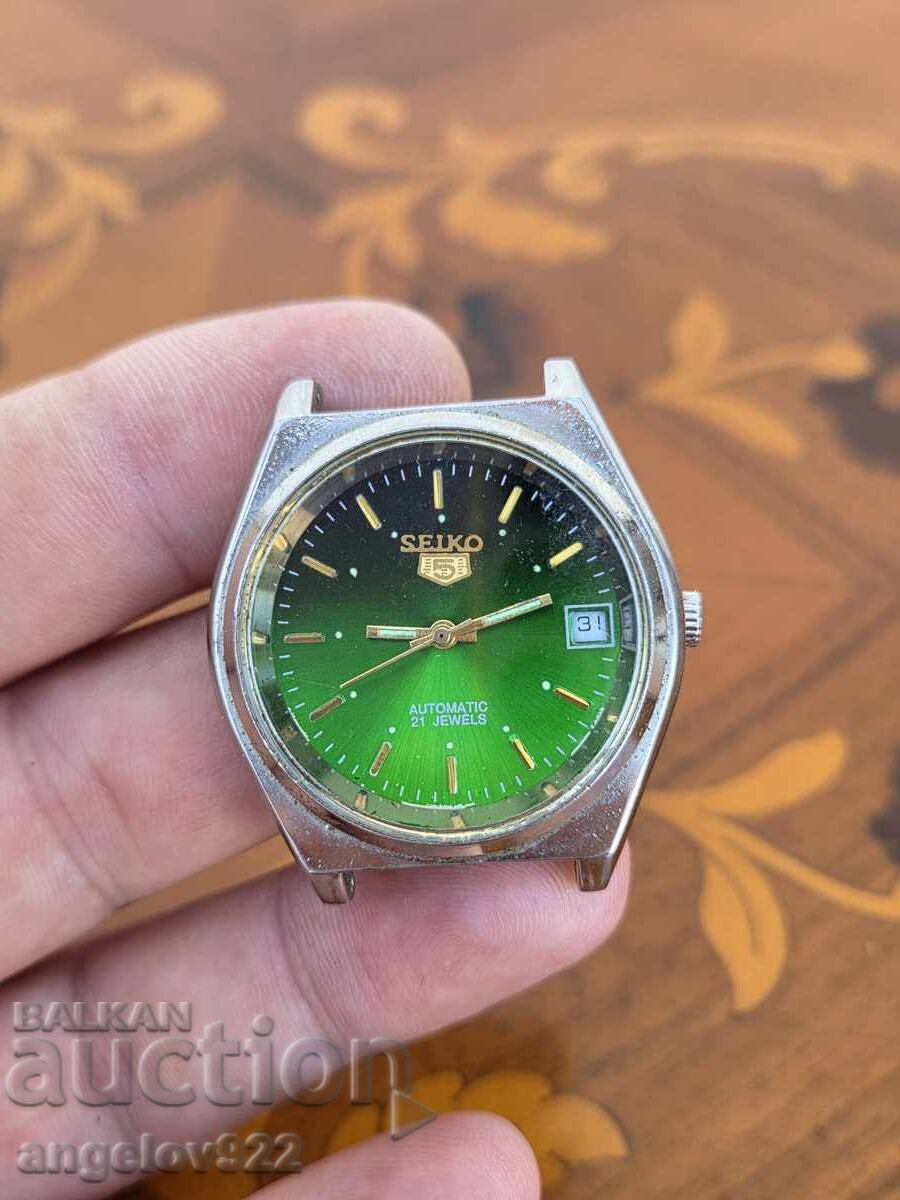 Seiko 5 wristwatch Seiko 5 wristwatch