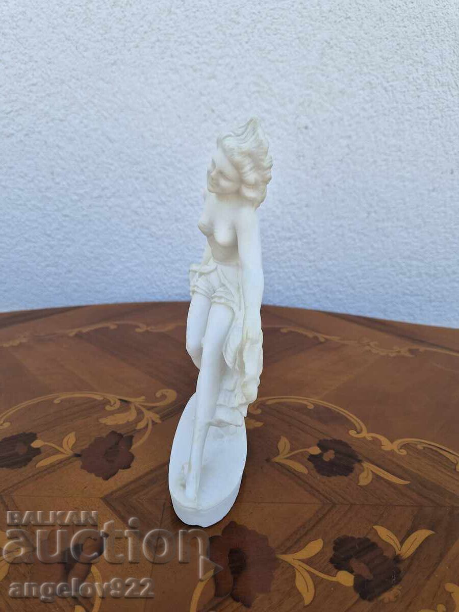 Livrarea Figurină statuetă masivă frumoasă!!!