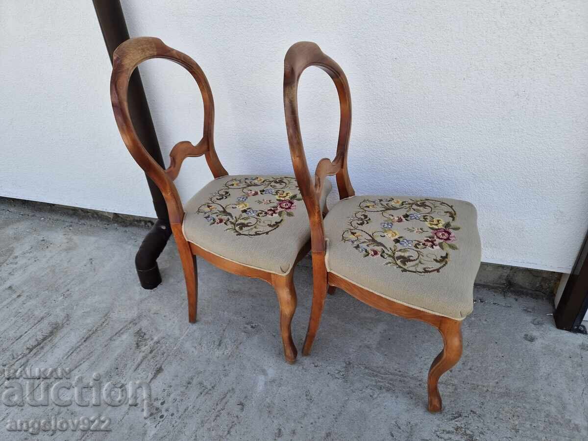 Доставка на Красиви винтидж дървени столове масив!!!