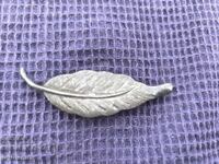 Broscă din argint originală de import, marcată 925