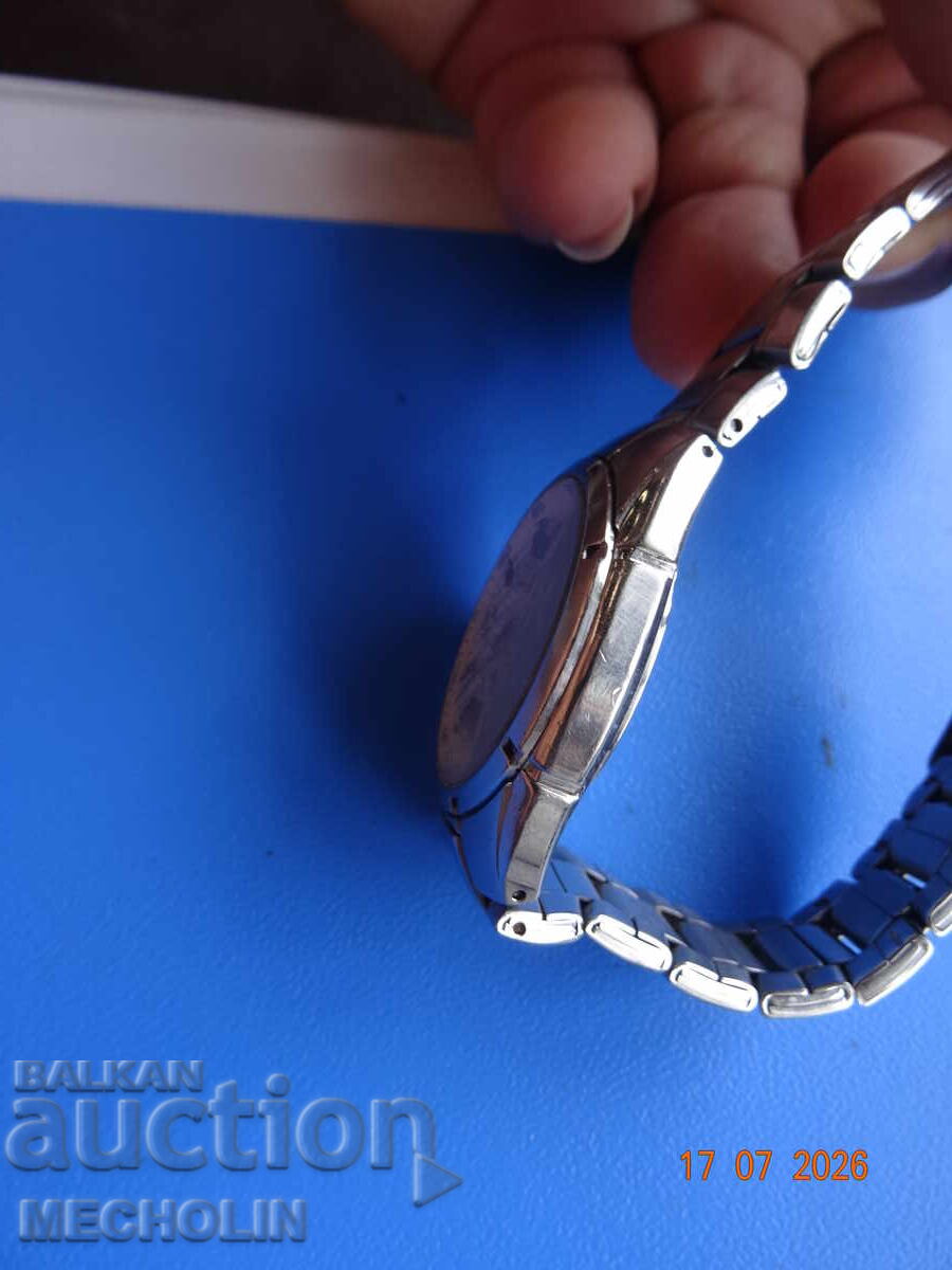 COLLECTIBLE CASIO EDIFICE WATCH - 5 COLLECTIBLE CASIO EDIFICE WATCH - 5