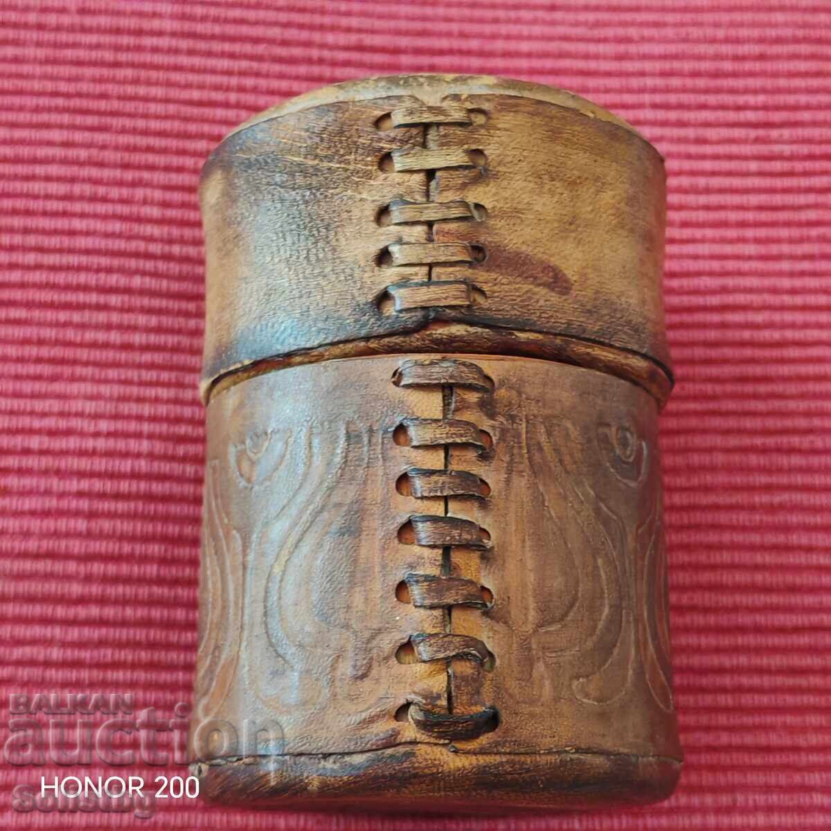 Auction Old leather box 35 years BALKAN airlines Auction Old leather box 35 years BALKAN airlines