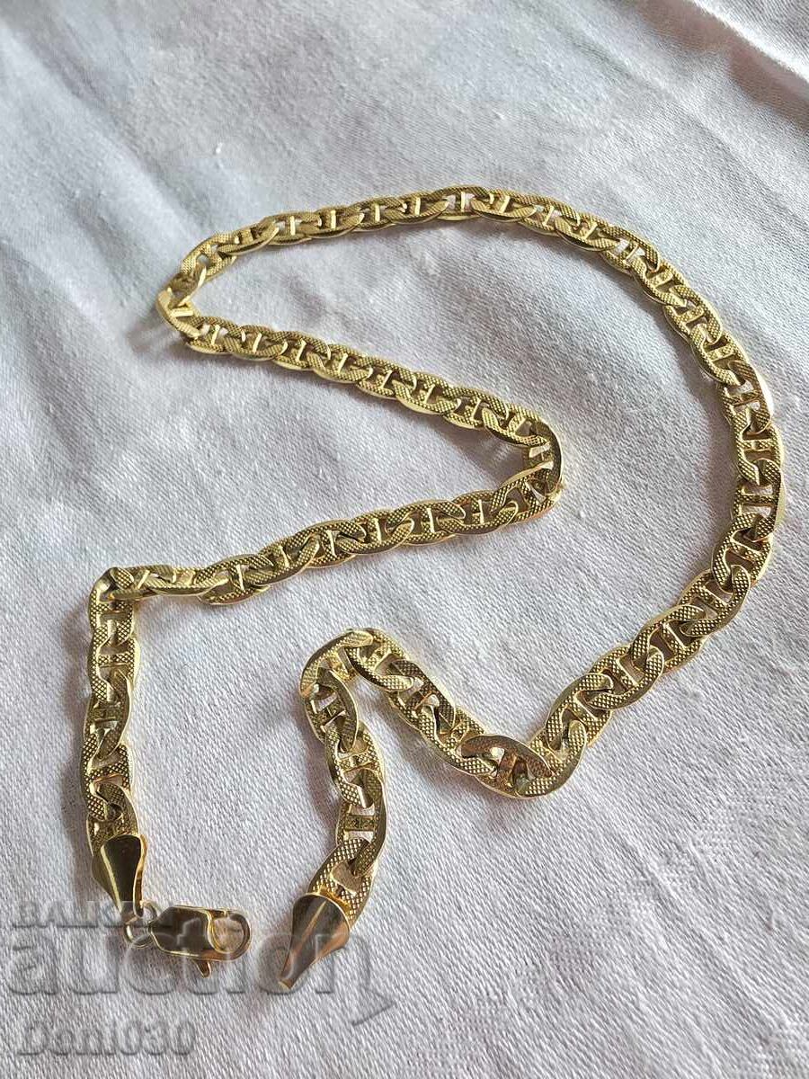 Massive chain