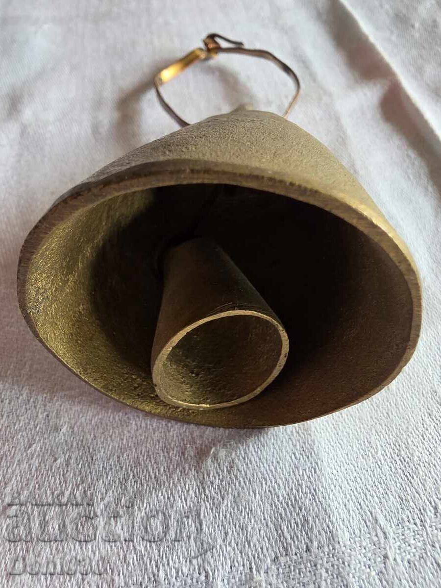 clopot cu preț € 3.09 | 6.04 BGN