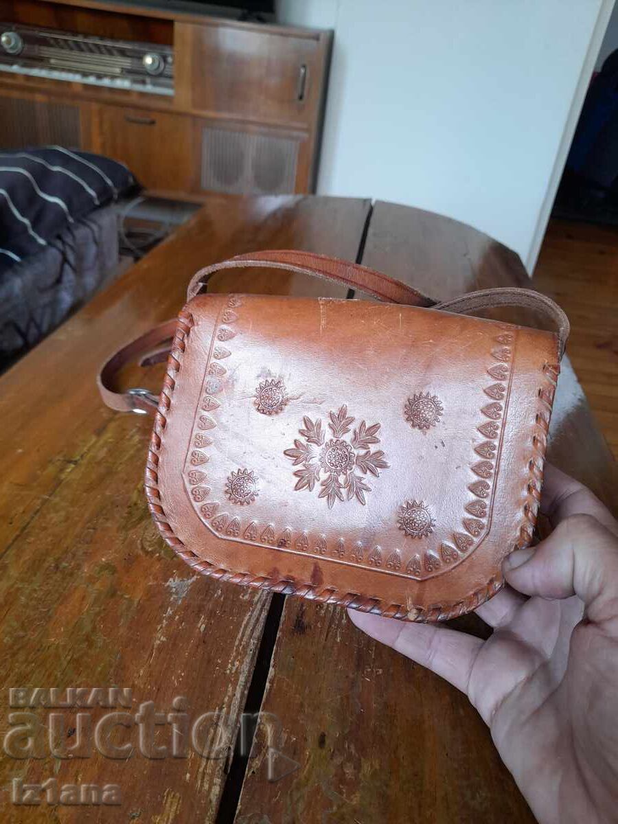 Old ladies leather bag - 5