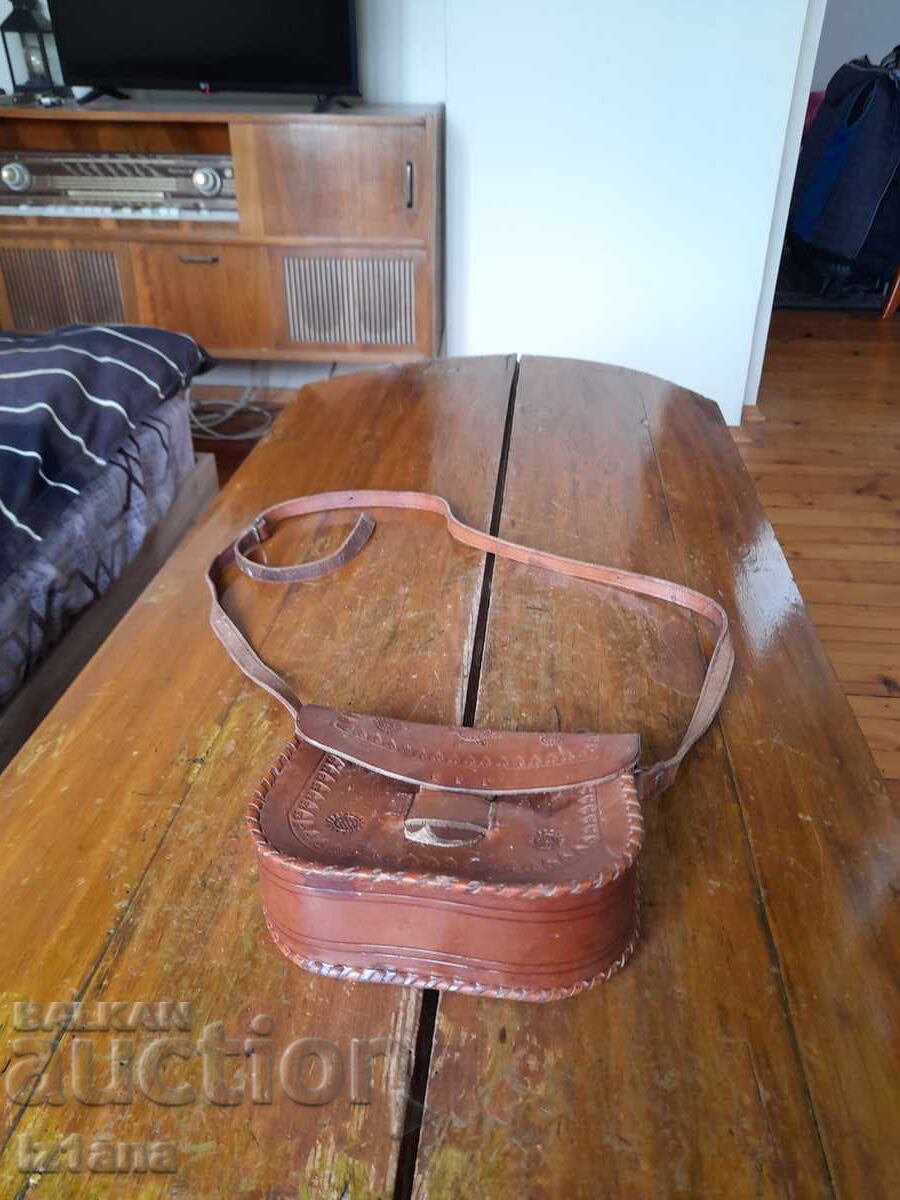 Old ladies leather bag