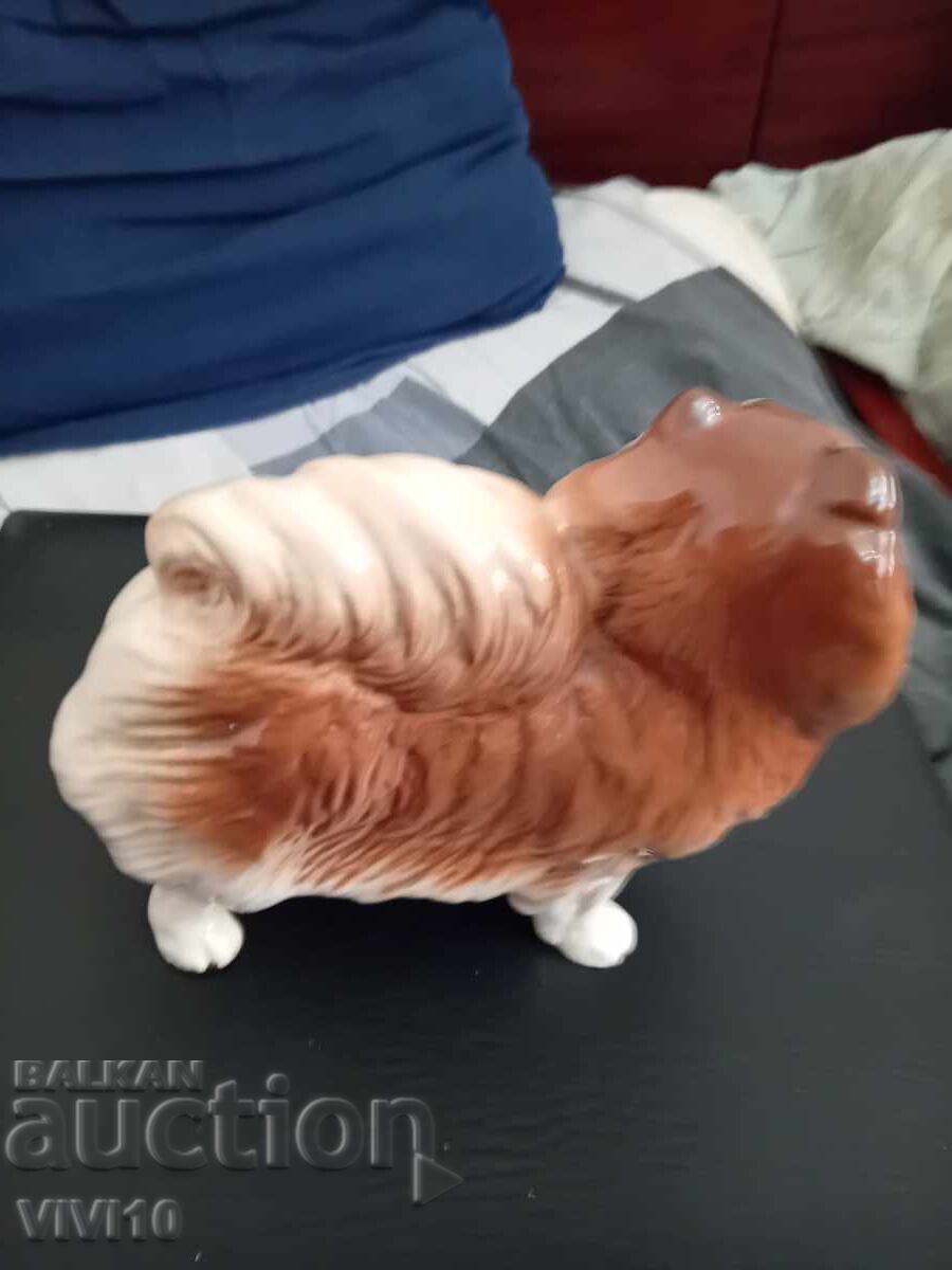 Antique porcelain figurine, Pomeranian with price € 60.00 | 117.35 BGN Antique porcelain figurine, Pomeranian with price € 60.00 | 117.35 BGN