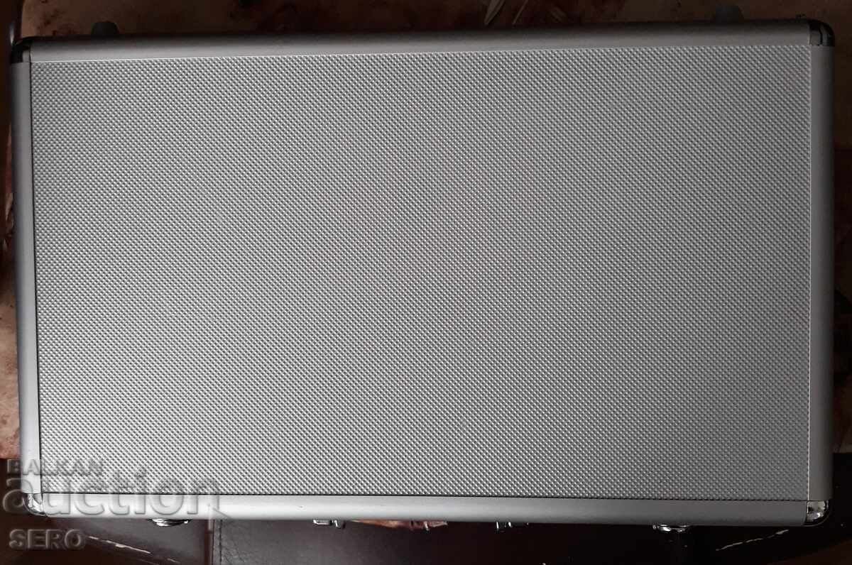 Cutie cu 4 tăvițe pentru 308 monede cu dimensiunea de 24-25 mm