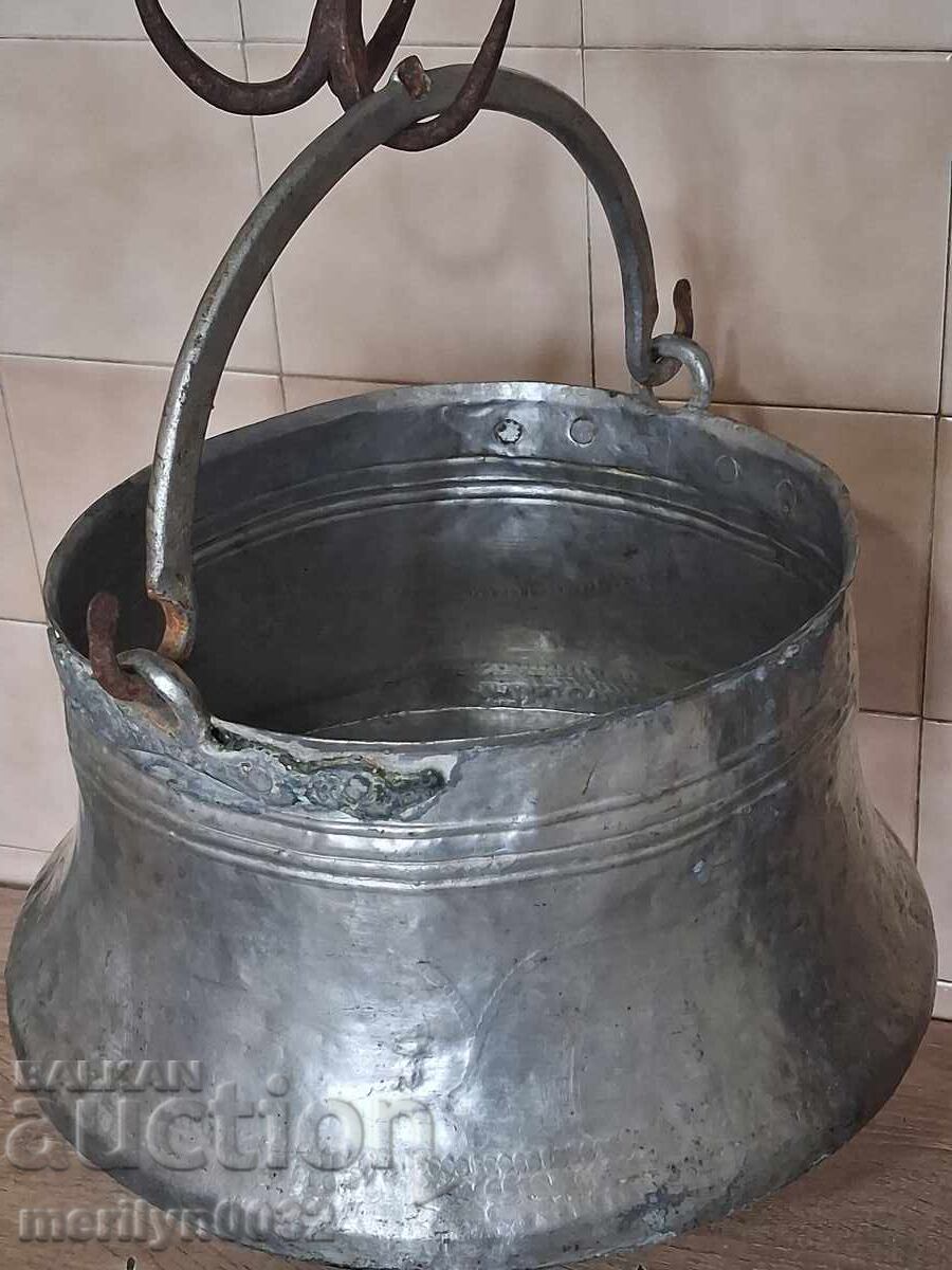 Калайдисан котел, бакър, водник, медник меден съд с цена € 72.99 | 142.76 лв.