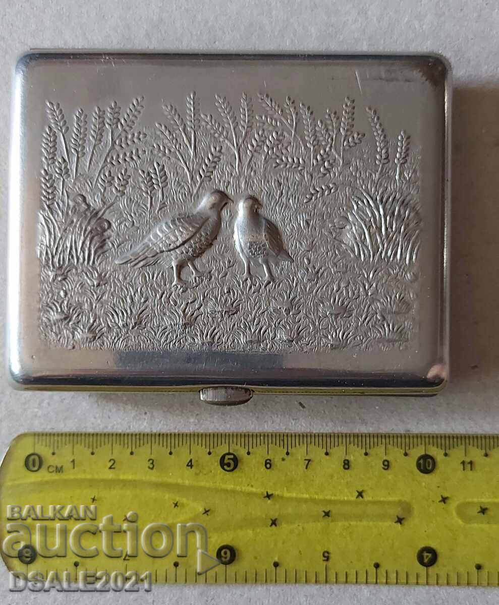 СССР Руска табакера ловна сцена /ds1761 с цена € 25.00 | 48.90 лв. СССР Руска табакера ловна сцена /ds1761 с цена € 25.00 | 48.90 лв.