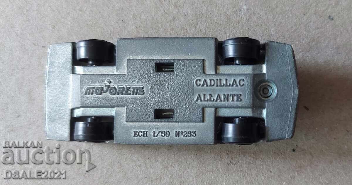 Παράδοση CADILLAC ALLANTE παλιό αυτοκινητάκι MAJORETTE /ds1763 Παράδοση CADILLAC ALLANTE παλιό αυτοκινητάκι MAJORETTE /ds1763