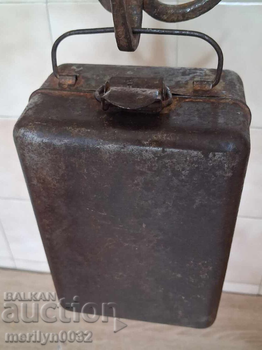 Metal ammunition box Wehrmacht WWII 20/13/8 cm with price € 36.70 | 71.78 BGN