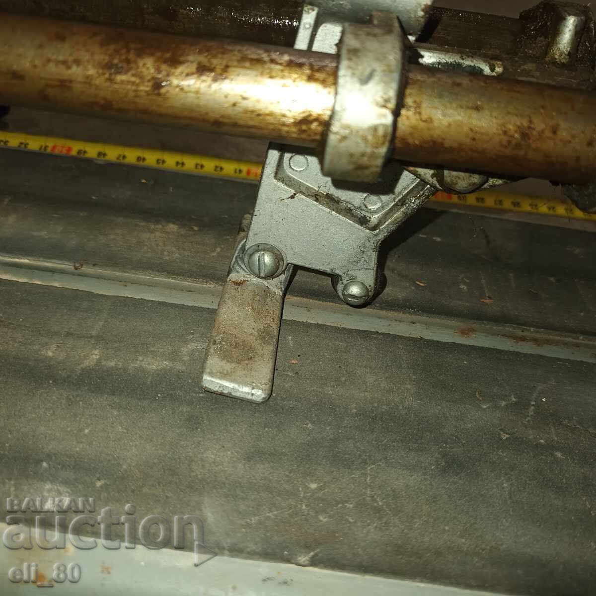 Доставка на голяма професионална машина за рязане на плочки 70 см Доставка на голяма професионална машина за рязане на плочки 70 см