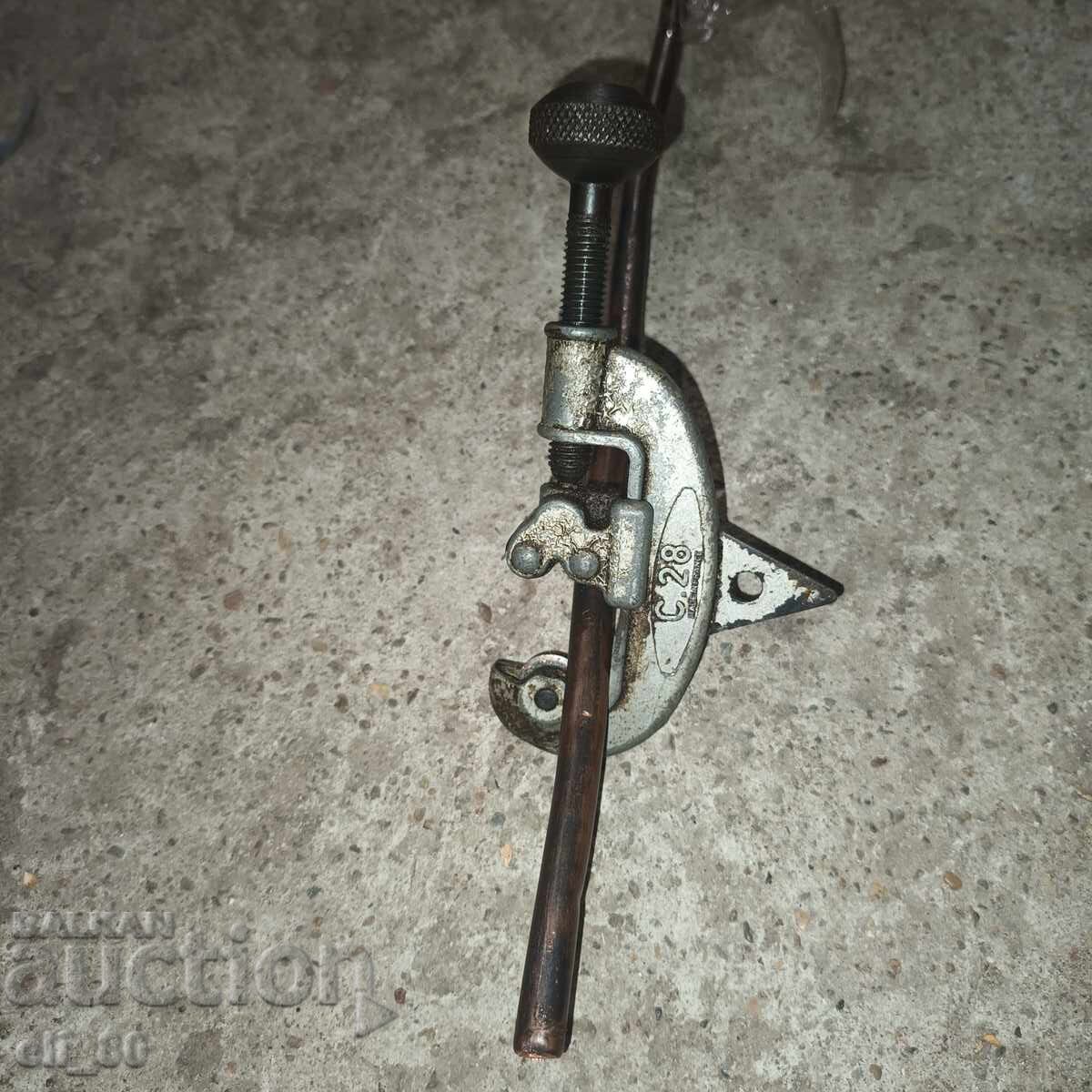 original pipe cutting tool