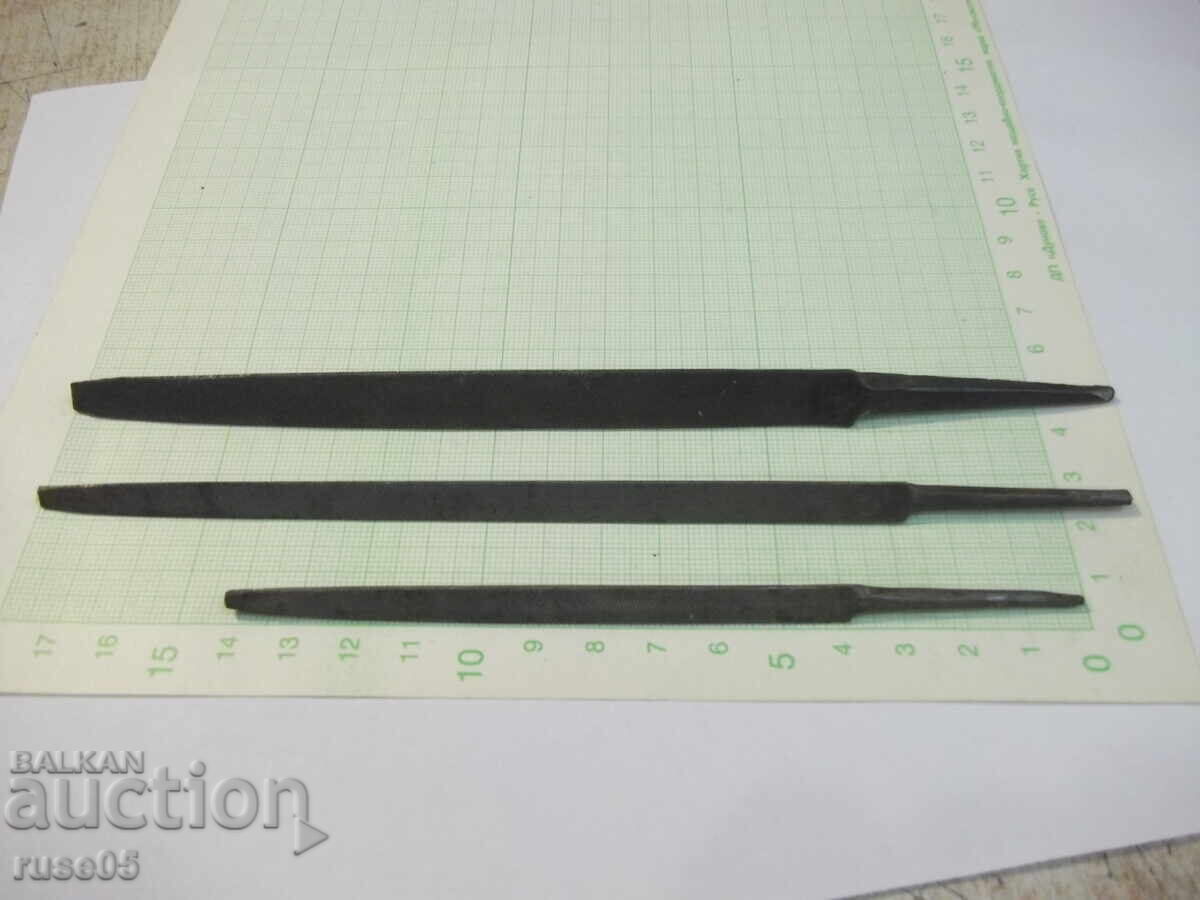Auction Lot of 3 triangular files Auction Lot of 3 triangular files