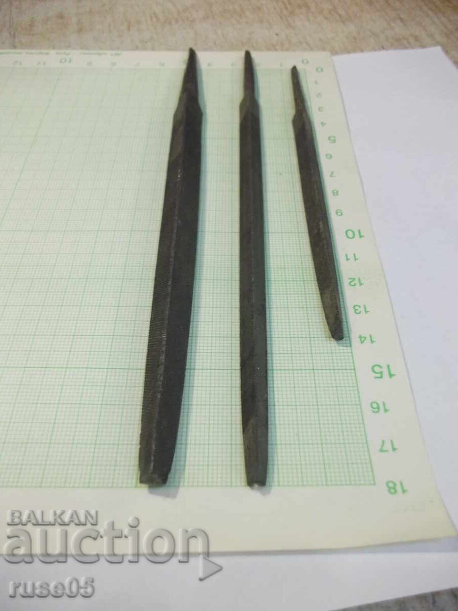 Delivery of Lot of 3 triangular files Delivery of Lot of 3 triangular files