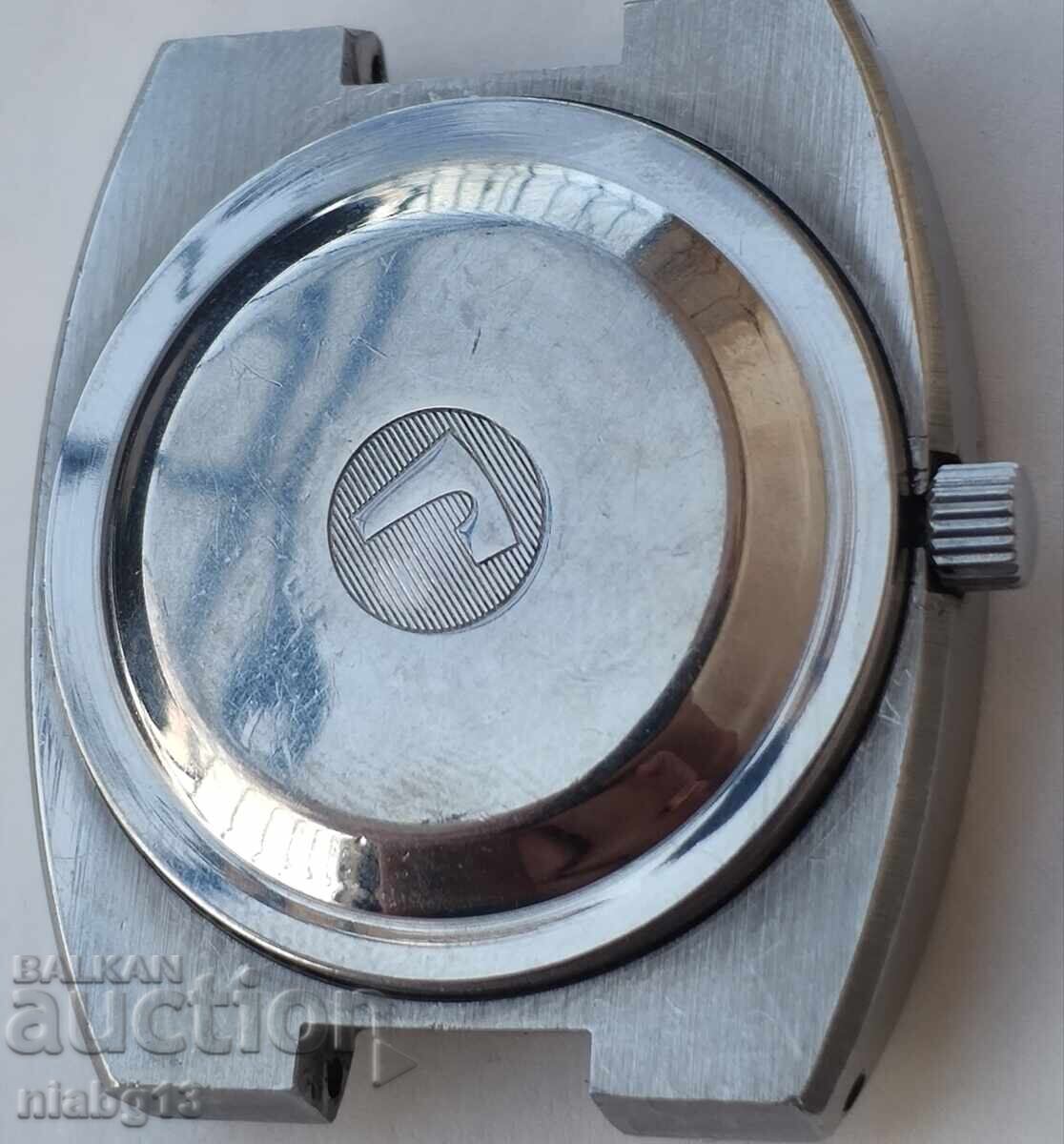Roamer - 5 Roamer - 5