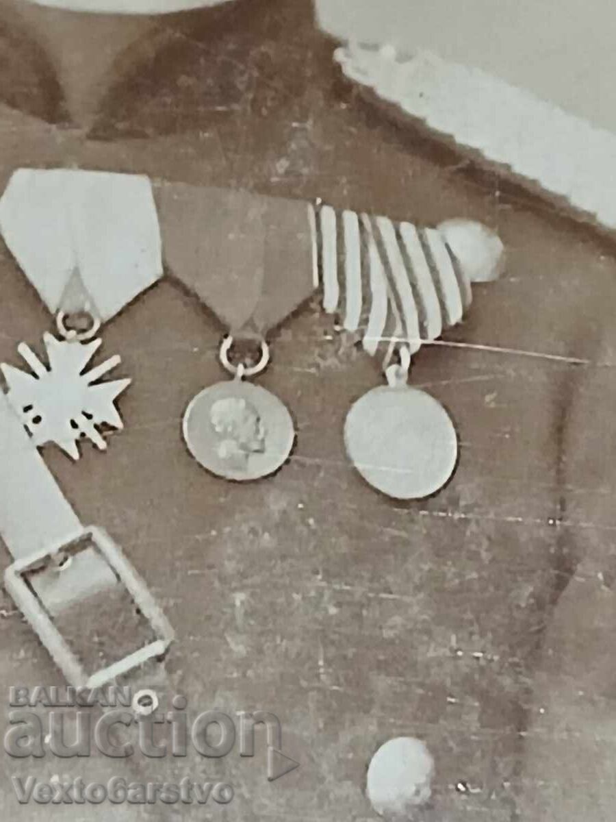 Фотография-Стара снимка-Картон-ВОЕННА-ОФИЦЕР-УНИФОРМА с цена € 49.99 | 97.77 лв. Фотография-Стара снимка-Картон-ВОЕННА-ОФИЦЕР-УНИФОРМА с цена € 49.99 | 97.77 лв.