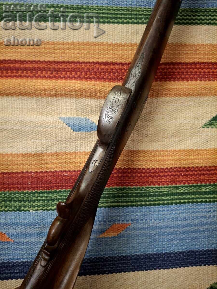 Pistol, capsulă, cremă, țigară, țigară, cuișoare - 7 Pistol, capsulă, cremă, țigară, țigară, cuișoare - 7