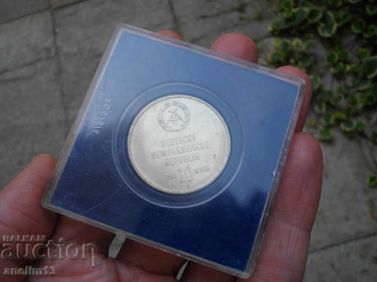 10 MARK 1983 10 МАРКИ ГДР 30 ГОДИНИ ДОБРОВОЛНИ ОТРЯДИ - 6 10 MARK 1983 10 МАРКИ ГДР 30 ГОДИНИ ДОБРОВОЛНИ ОТРЯДИ - 6