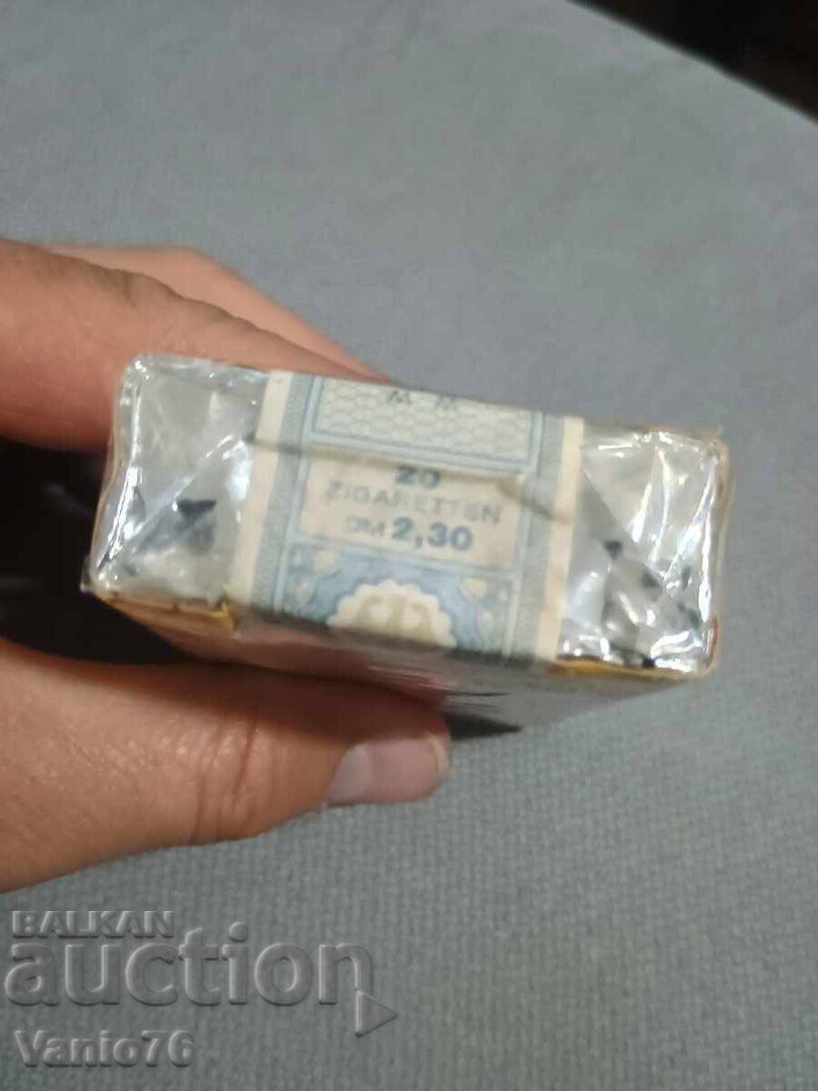 Old HB cigarettes sealed with cellophane - 6 Old HB cigarettes sealed with cellophane - 6