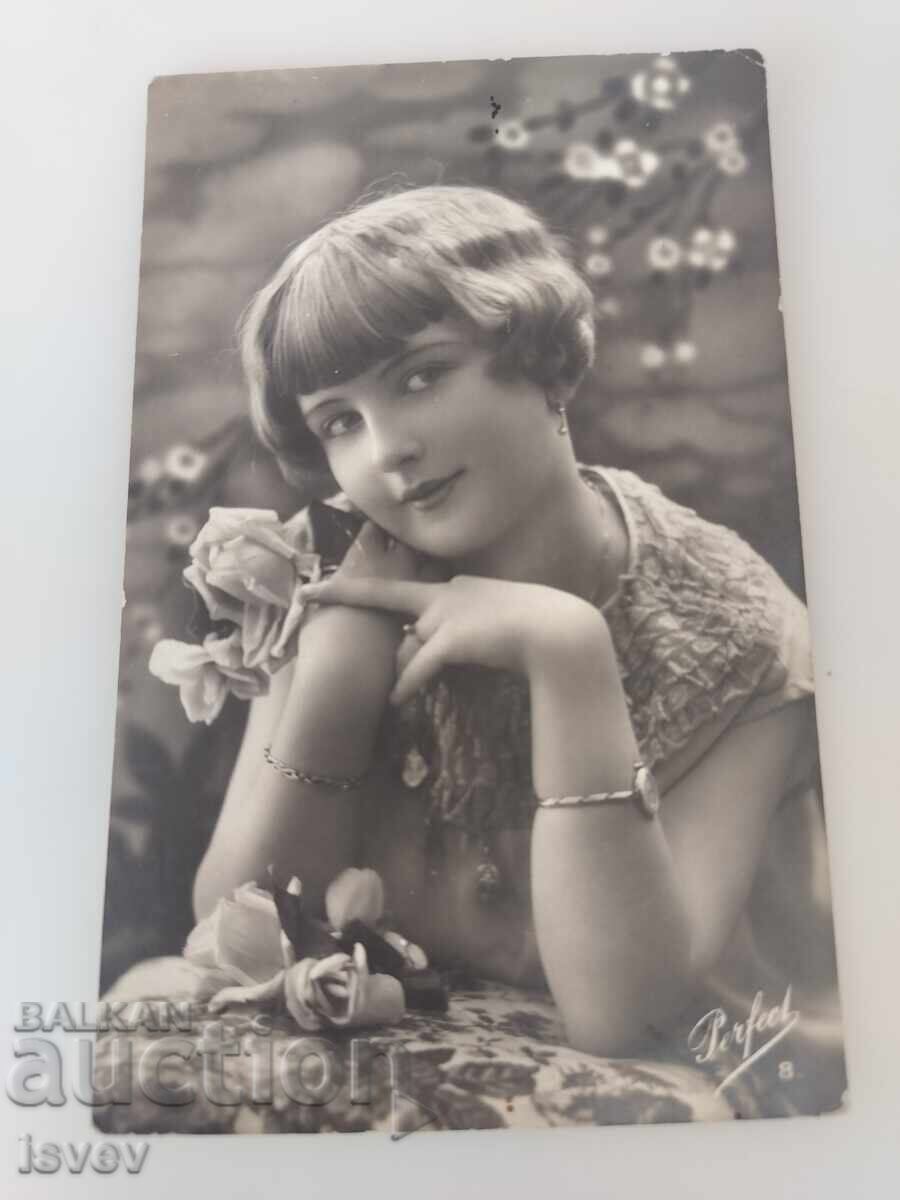 Аукцион Красива стара романтична пощенска картичка от 1929г. Аукцион Красива стара романтична пощенска картичка от 1929г.