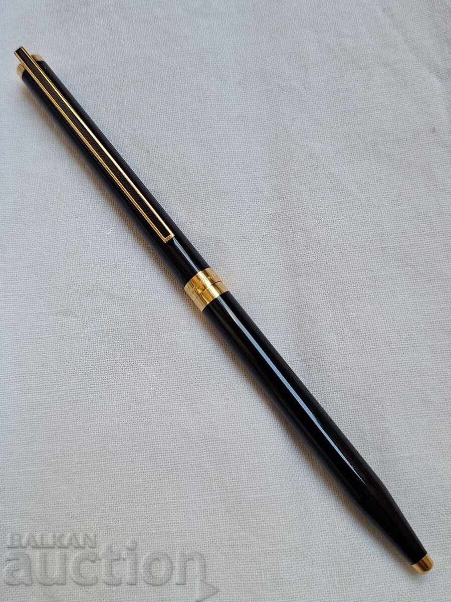 Dupont Classique--химикал с цена € 90.00 | 176.03 лв. Dupont Classique--химикал с цена € 90.00 | 176.03 лв.