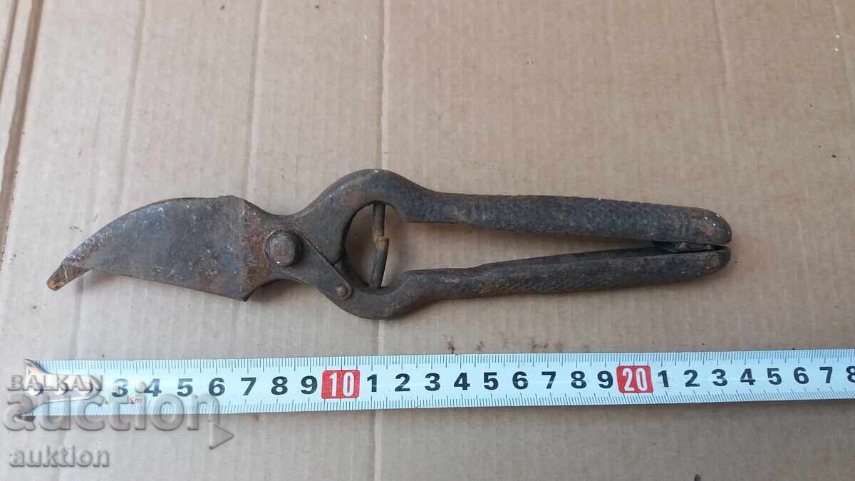 OLD VINE PRUNING SHEARS OLD VINE PRUNING SHEARS