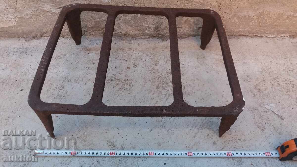 SOLID TRIVET, SAJ STAND with price € 19.99 | 39.10 BGN
