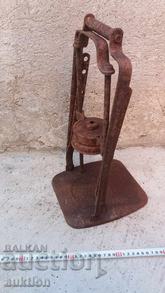 ΠΑΛΙΟ ΜΗΧΑΝΗΜΑ ΣΤΕΓΑΝΟΠΟΙΗΣΗΣ ΒΑΖΩΝ - 6