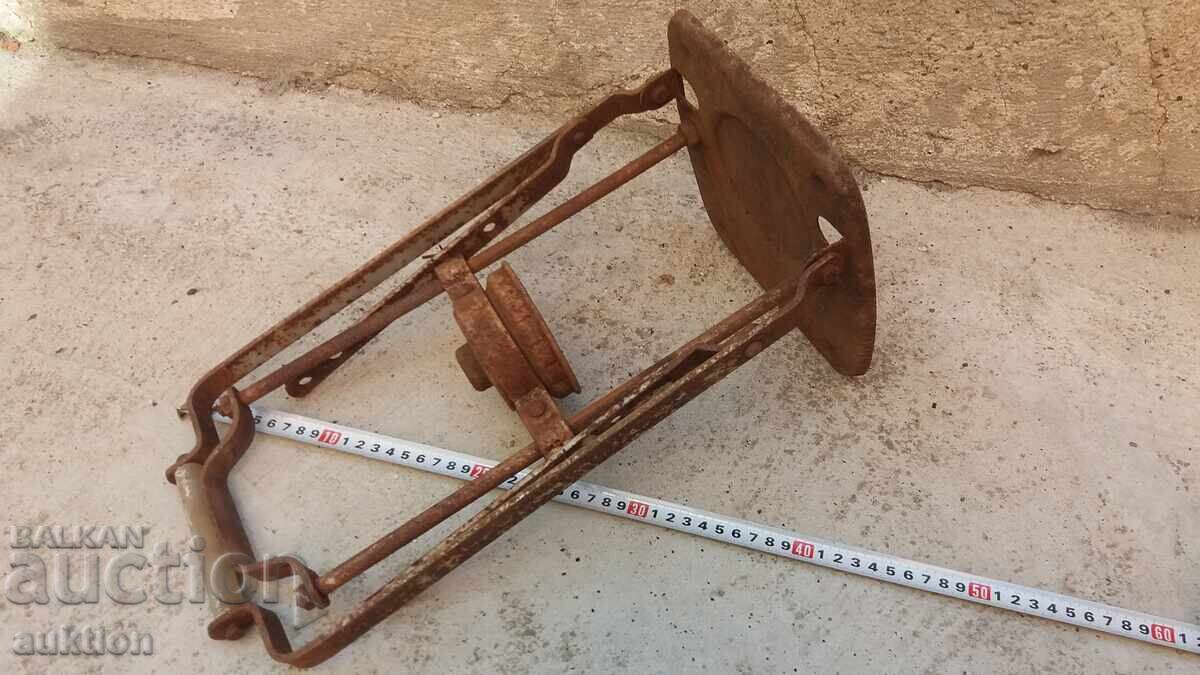 ΠΑΛΙΟ ΜΗΧΑΝΗΜΑ ΣΤΕΓΑΝΟΠΟΙΗΣΗΣ ΒΑΖΩΝ - 7