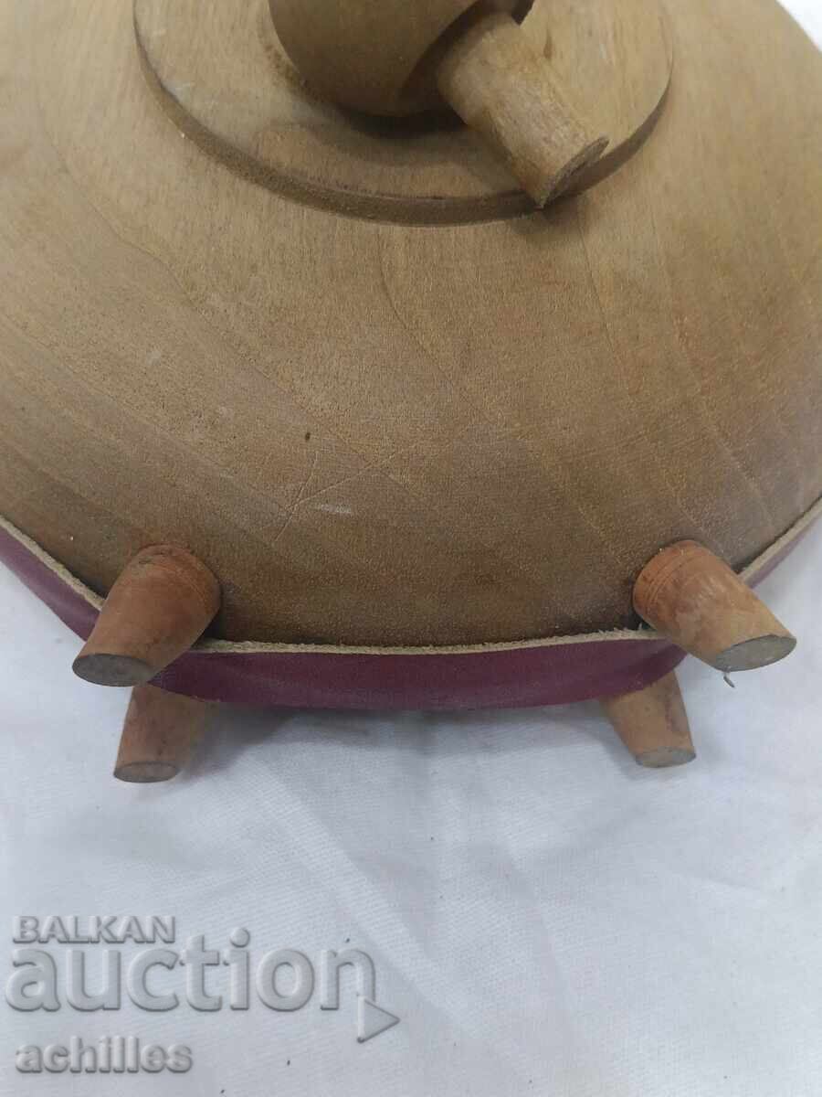 Аукцион Дървена бъклица Аукцион Дървена бъклица