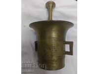 Golyam bronzov  havan 2.6 kg